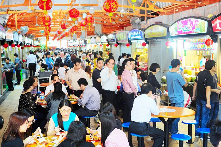 Singapore Hawker Centre Tours with a Local Foodie: 100% Personalized