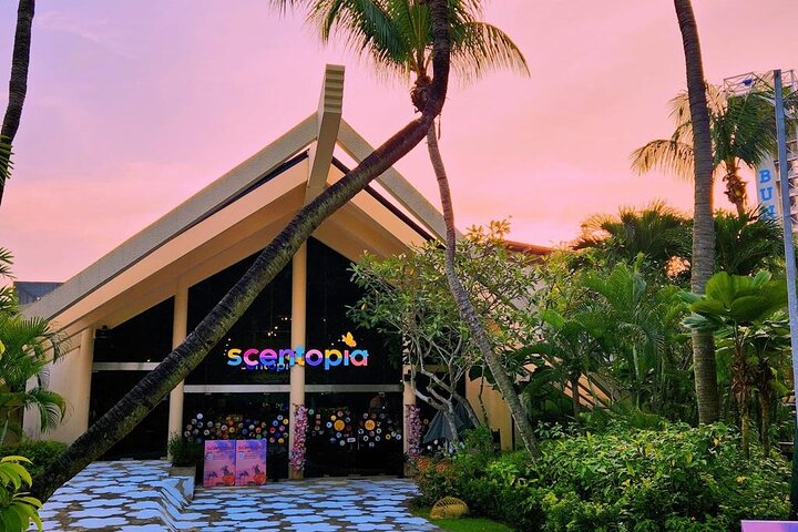 Scentopia Orchid Perfume Making (100ml) at Sentosa, Singapore